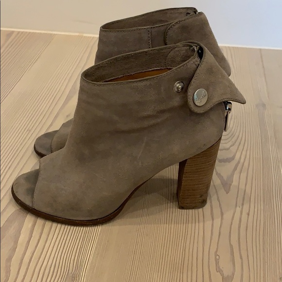 Suede booties - Picture 3 of 5